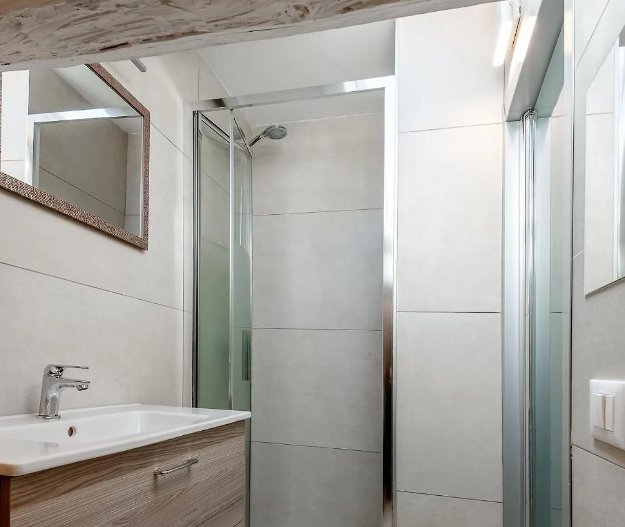 Stayeasy Corso Como 9 - Attic Studio Apartment Milan 0*,